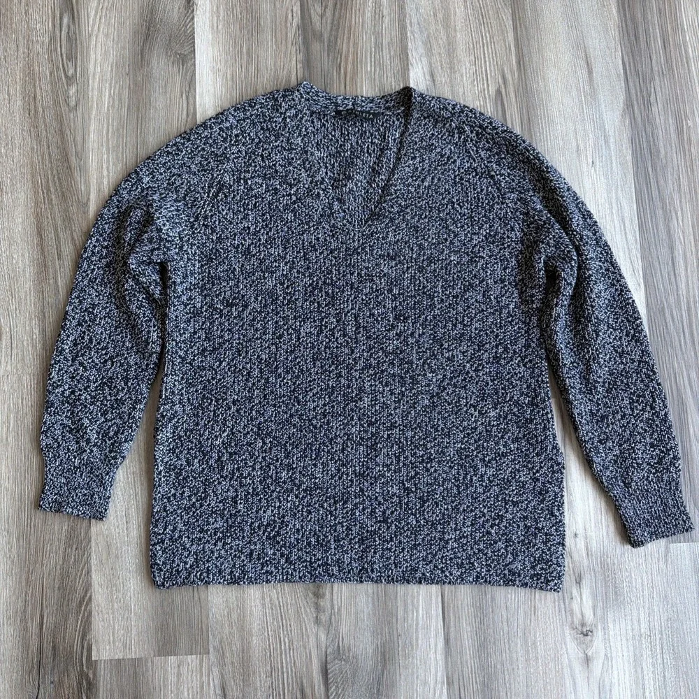 Athleta Sweater Womens Black Merino Wool Blend V-Neck Pullover‎ Knit XS